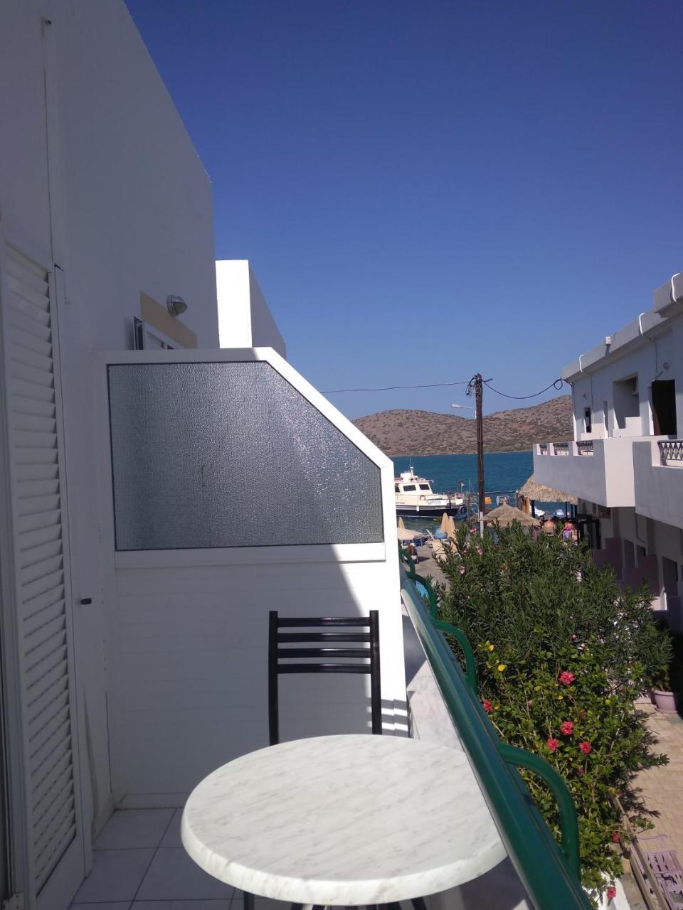 Апартаменты Hiona Seaside Элунда Экстерьер фото